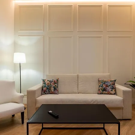 Alvarado 5 * 세비야