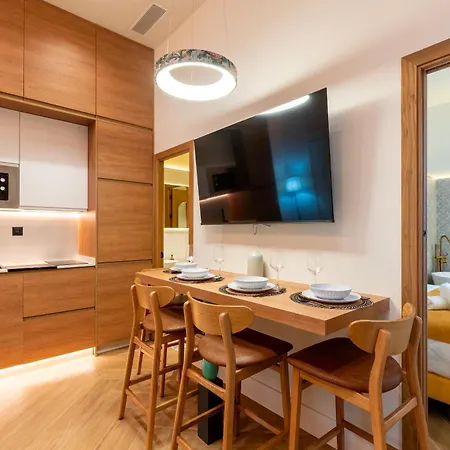 Alvarado 5 세비야
