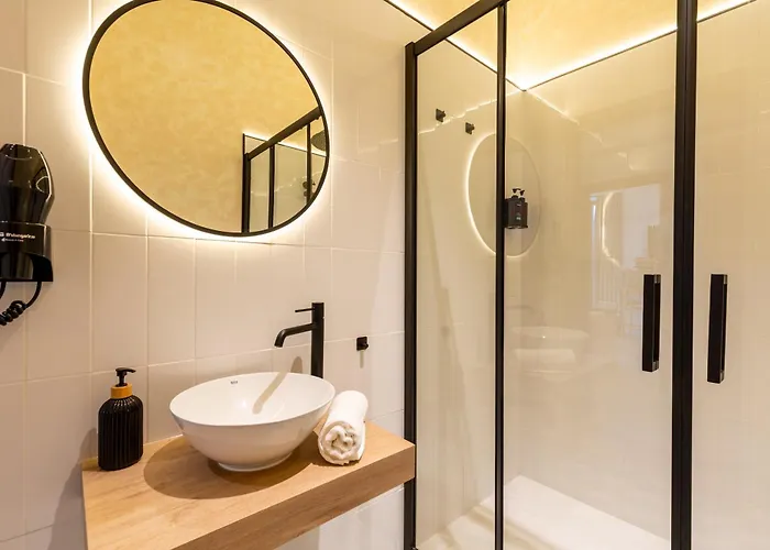 Alvarado 5 * 세비야